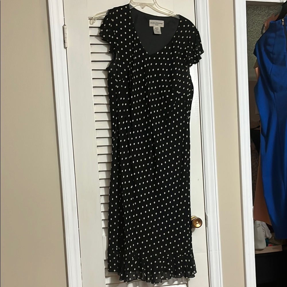 Ann Taylor Black and White Midi Dress